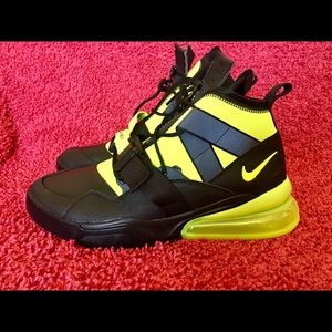 Nike airforce 270 utility men’s size 10